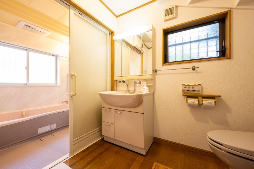 VILLA MorEにあるバスルーム