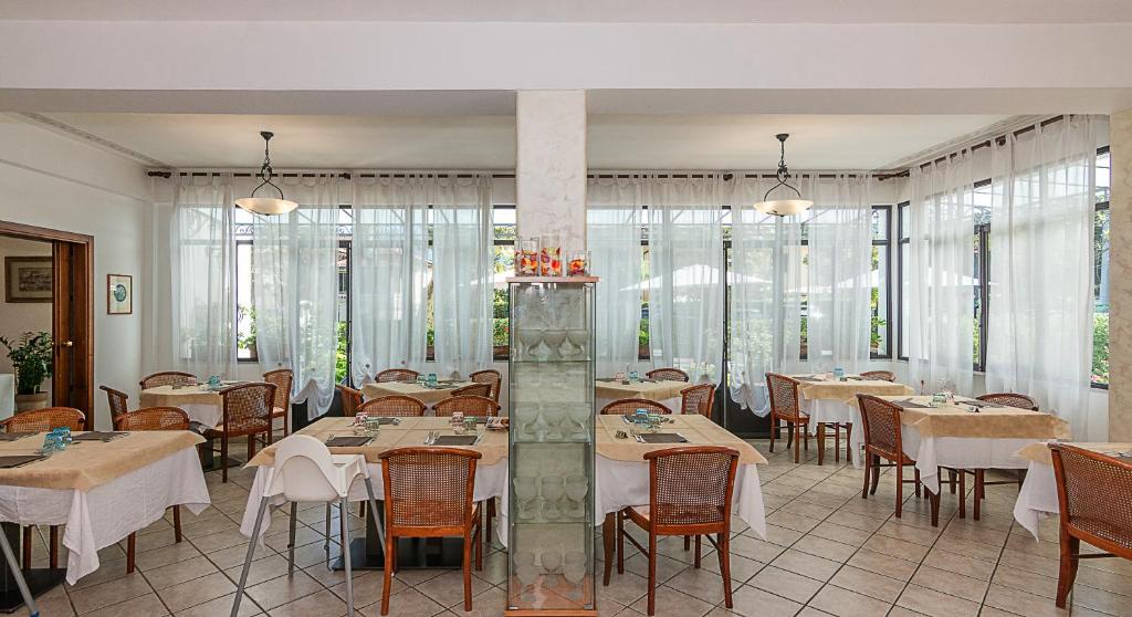 Restaurace v ubytování Hotel Eura