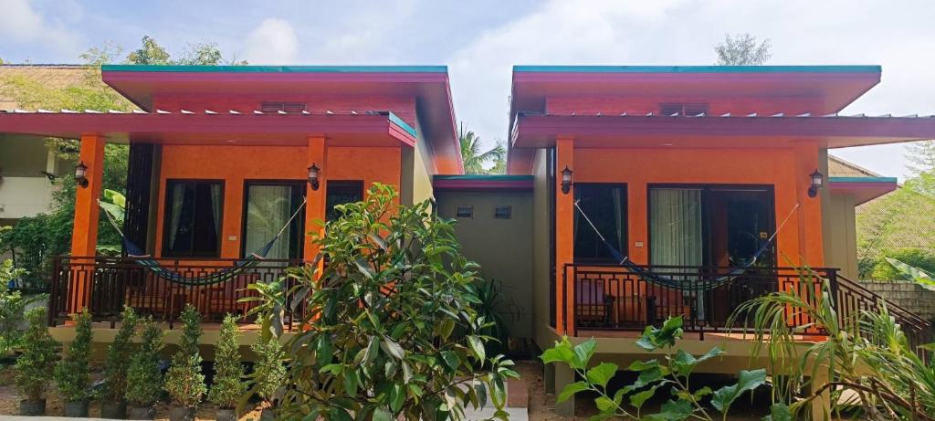 Fill - Feel @ Long Beach Resort - 19