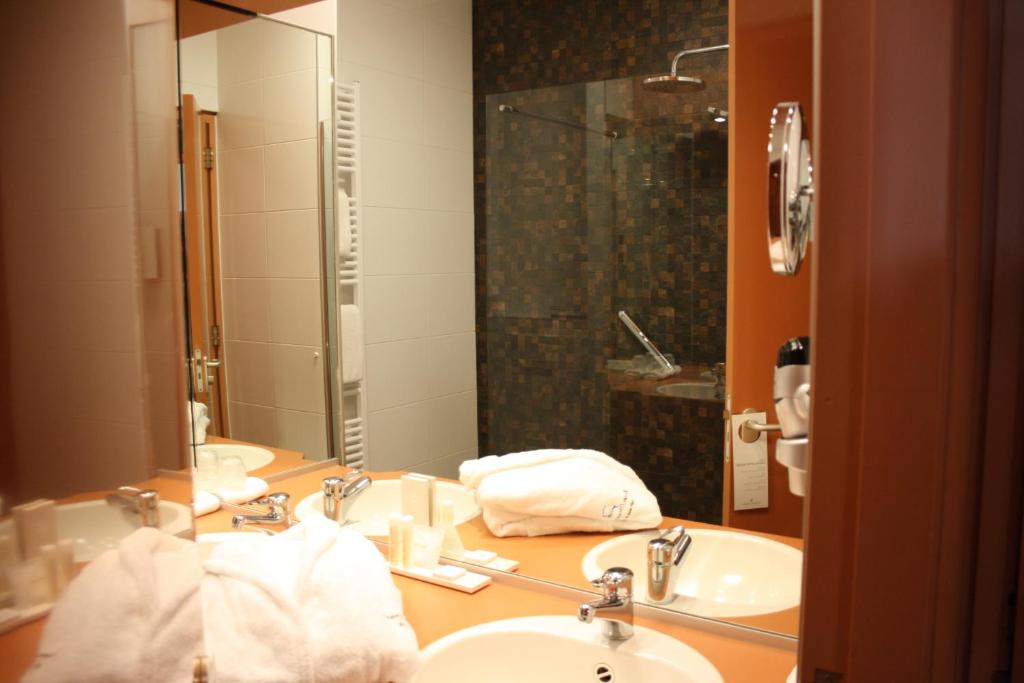Koupelna v ubytování Parkhotel Tjaarda
