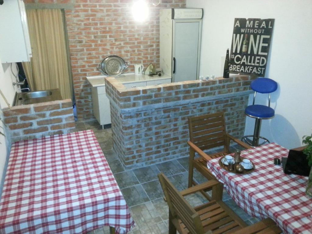 Restaurace v ubytování Guest House Goa Mostar