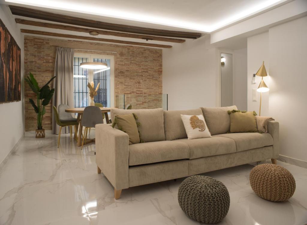 Central Market - Ciutat Vella, exclusively for families - Mid-term