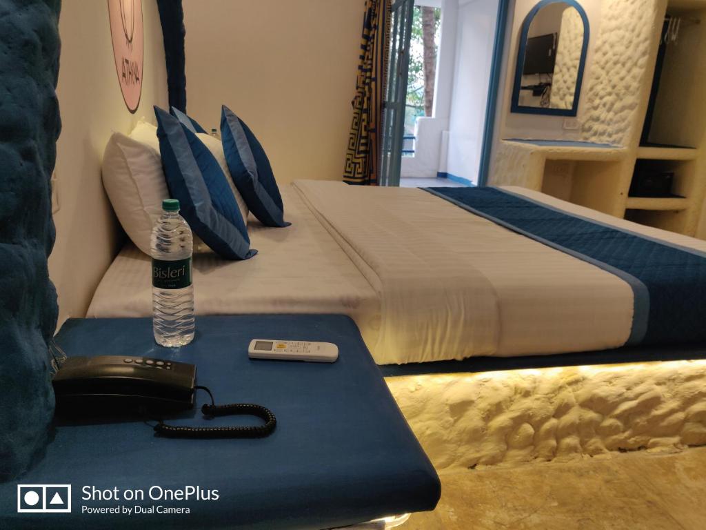 Postel nebo postele na pokoji v ubytování Makarios Boutique Hotel