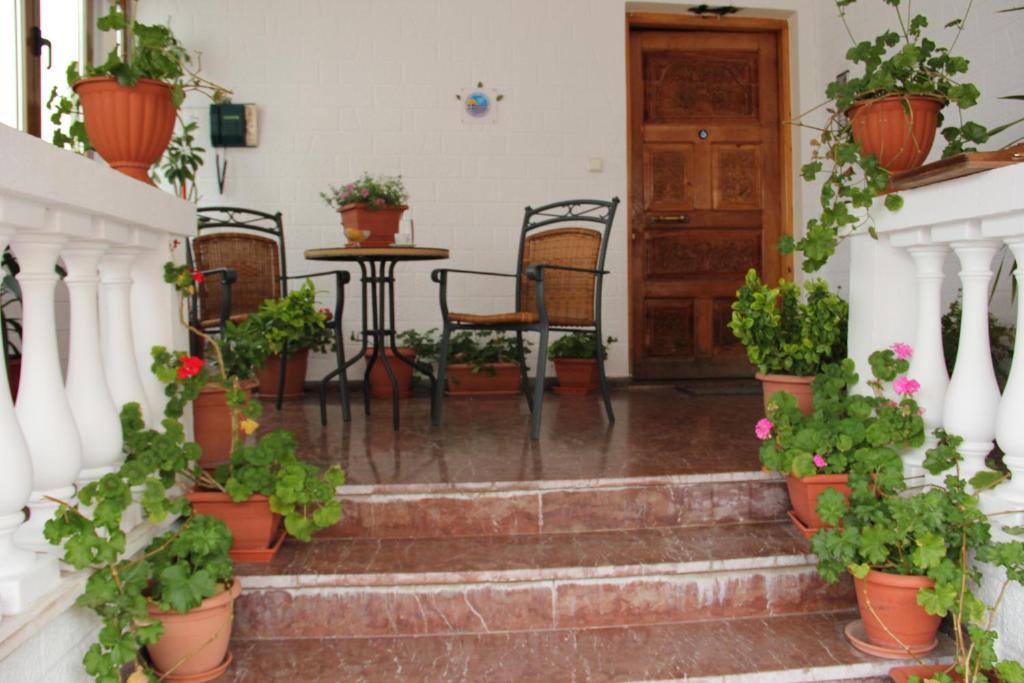 Stis Kyra - Vasilikis - 19