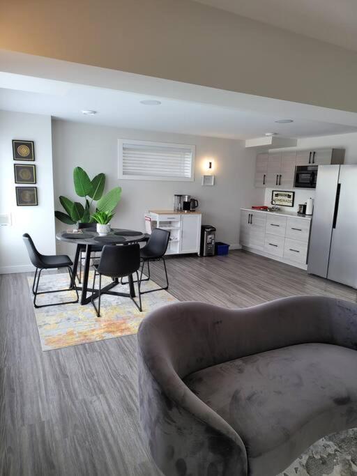 Kuchyň nebo kuchyňský kout v ubytování Luxury One bedroom