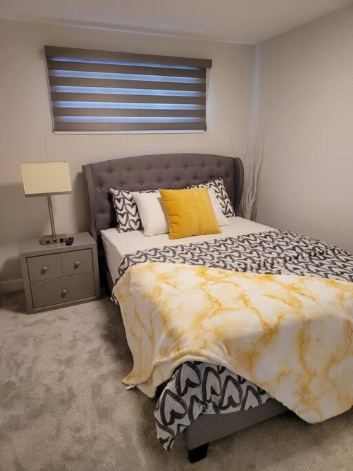 Postel nebo postele na pokoji v ubytování Luxury One bedroom