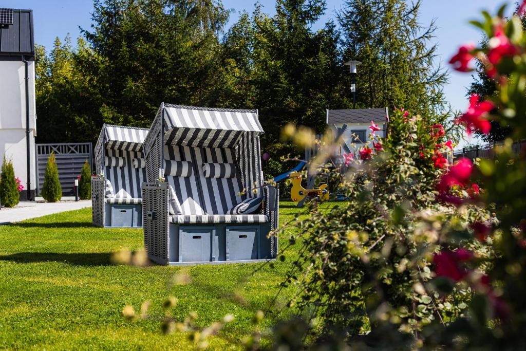 Ogród w obiekcie Ferienhäuser Natureck - Zakątek Natury