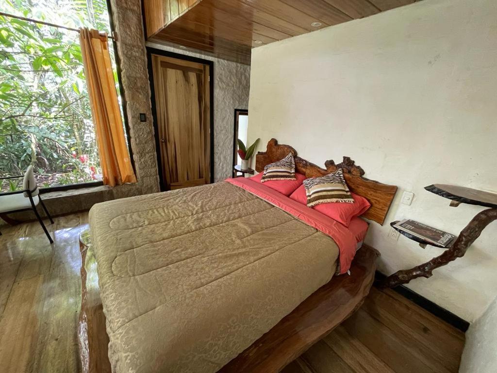Postel nebo postele na pokoji v ubytování CantalaRana Lodge