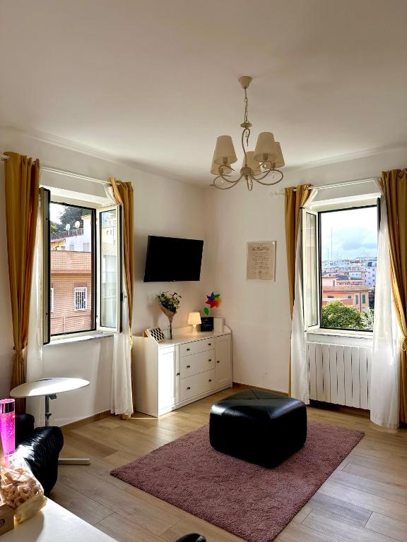 Gemelli-San Pietro-Trastevere-casa con posto auto
