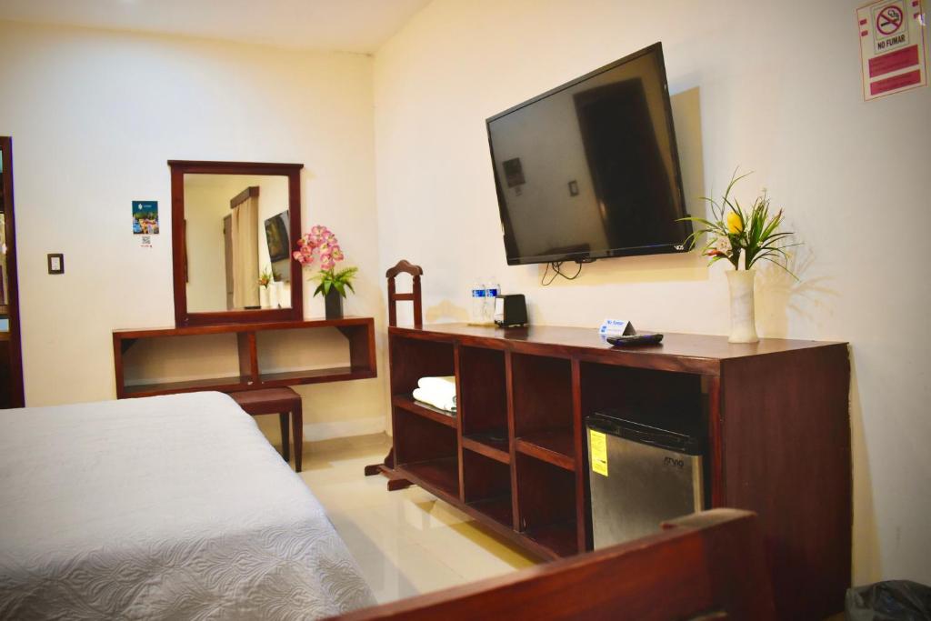 El Zaguán Colonial by GuruHotel - Junior Suite Con Piscina Vista