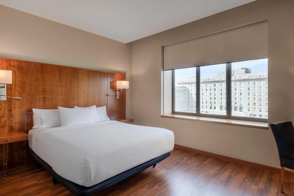 AC Hotel Aitana by Marriott - Resim 7