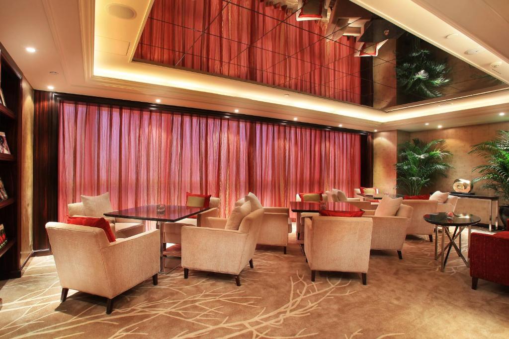 Posezení v ubytování Sheraton Shenzhen Futian Hotel
