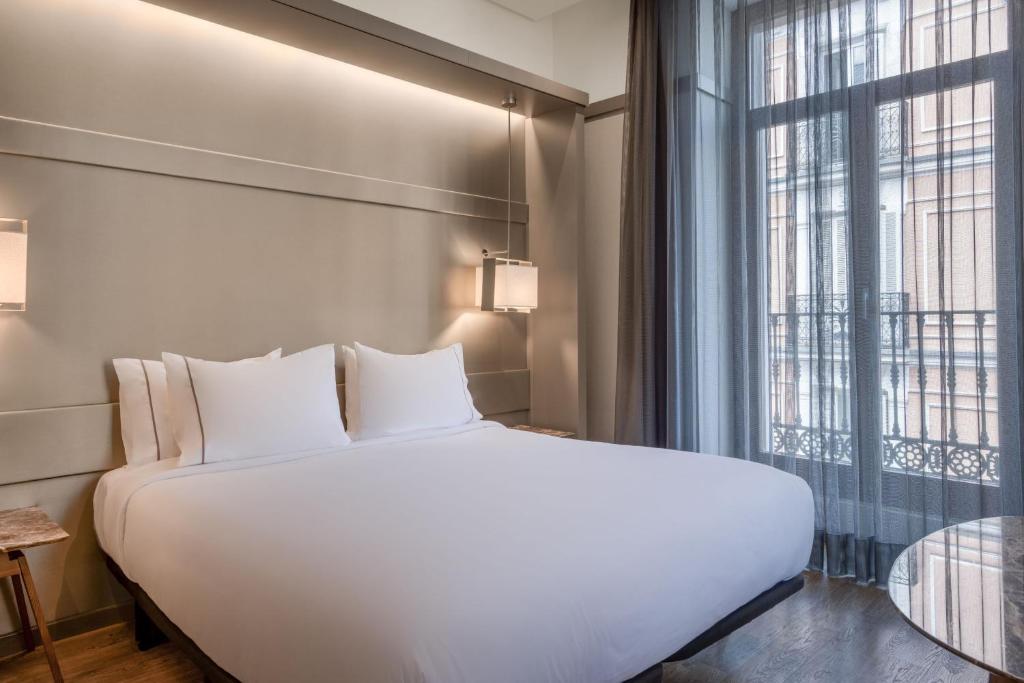 AC Hotel Recoletos by Marriott - Resim 19