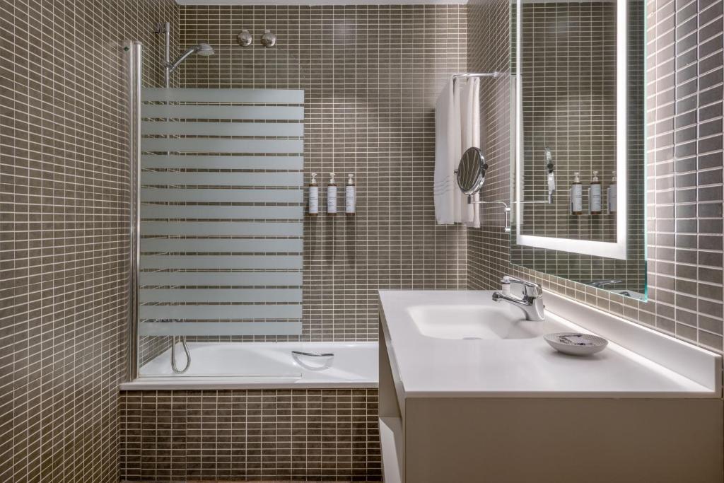 AC Hotel Recoletos by Marriott - Resim 27