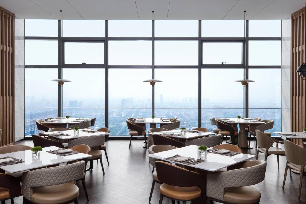 Restaurace v ubytování Zhangjiagang Marriott Hotel