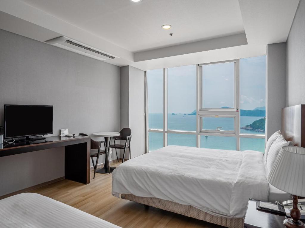 Haeundae Seacloud Hotel Residence - Familiekamer Met Uitzicht Op Zee