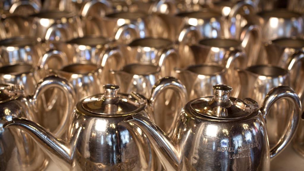Plateau bouilloire dans l'établissement Grand Hôtel Moderne
