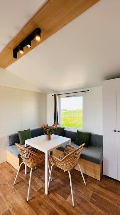 Posezení v ubytování Mariseltinyhouse