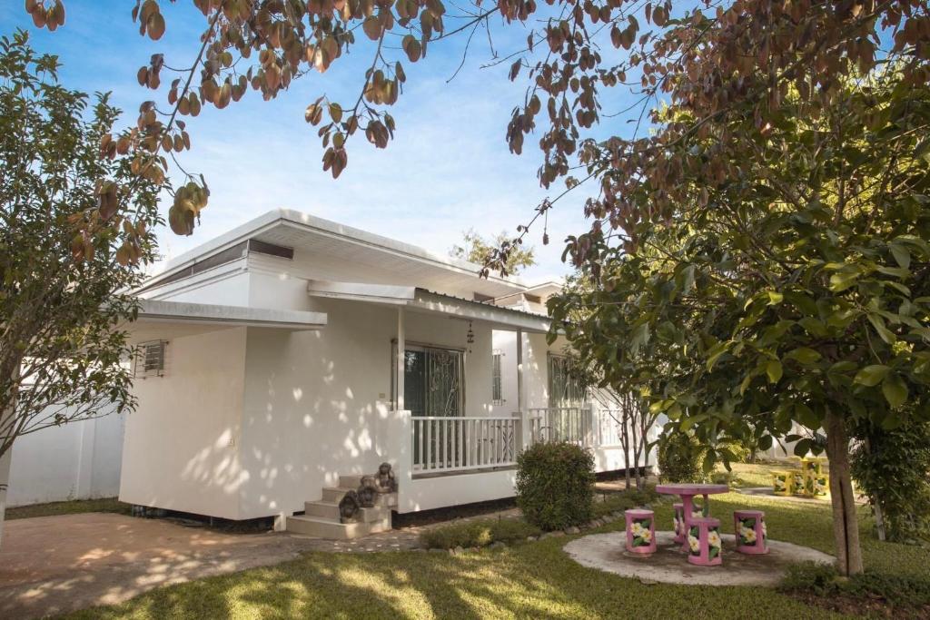 Treeside Guest House Resort - Budget Double Room