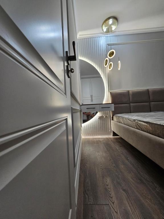 Adore Apartment City Center - Imazhi 6