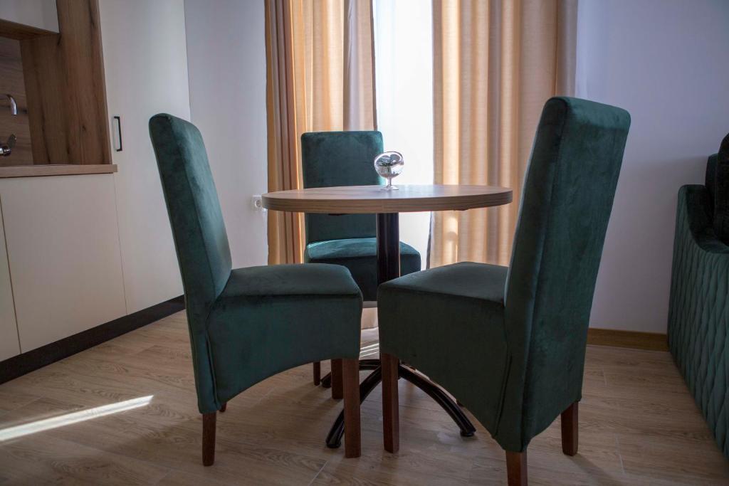 Pini Apart-hotel - 11