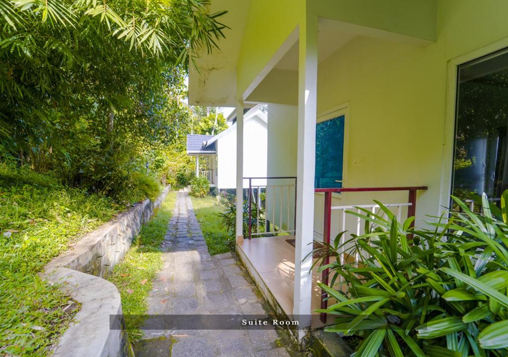 Zahrada ubytování Munnar Majestic Resort with Pool