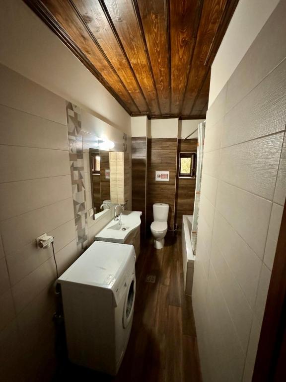 Łóżko lub łóżka w pokoju w obiekcie Vradeto Guesthouse