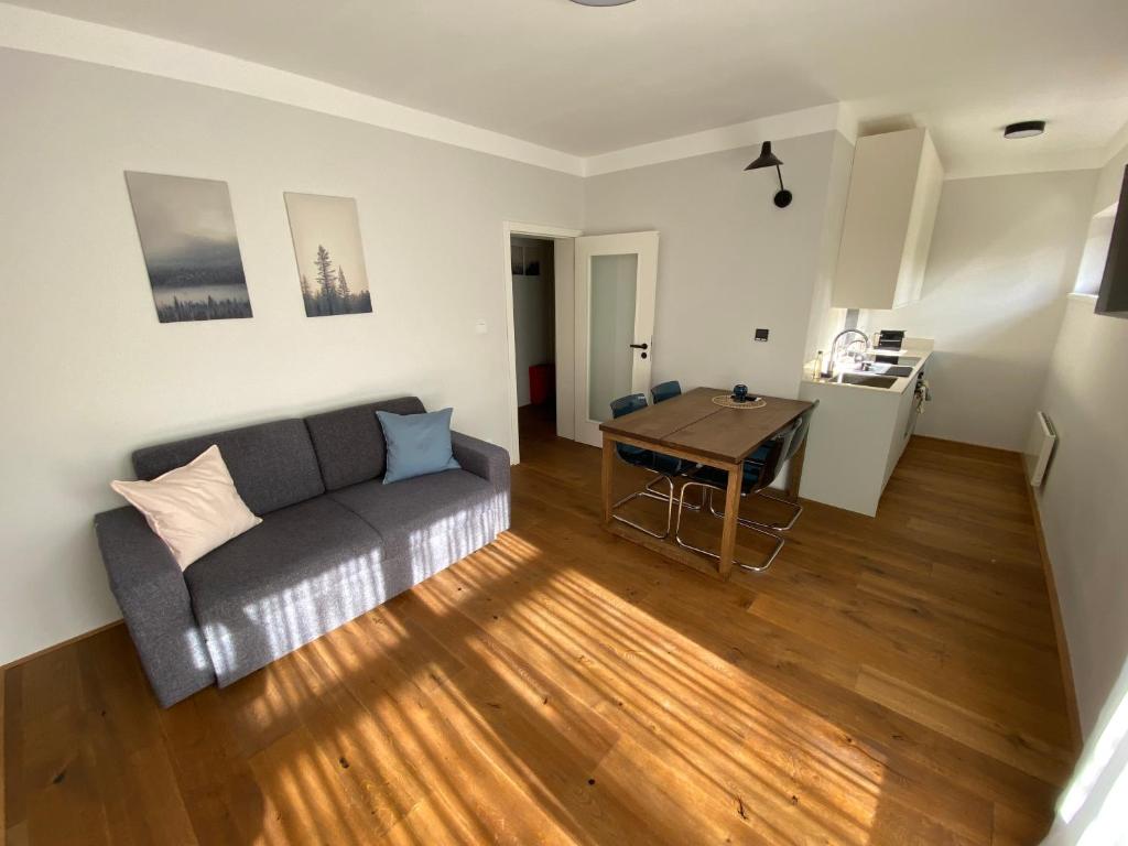 Posezení v ubytování Krkonošský apartmán Bratrouchov