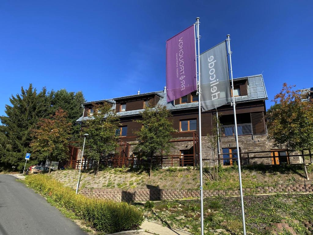 Budova, kde se apartmán nachází