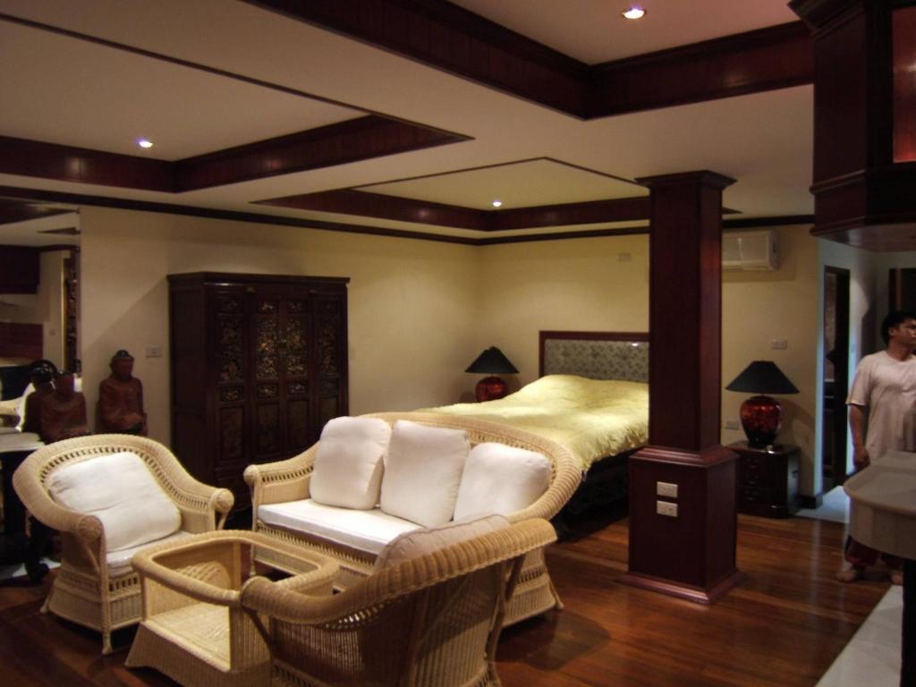 Prince Edouard Apartments & Resort Patong Beach Phuket - Resim 13