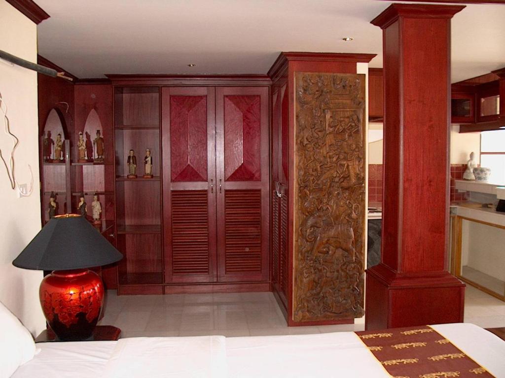 Prince Edouard Apartments & Resort Patong Beach Phuket - Resim 9