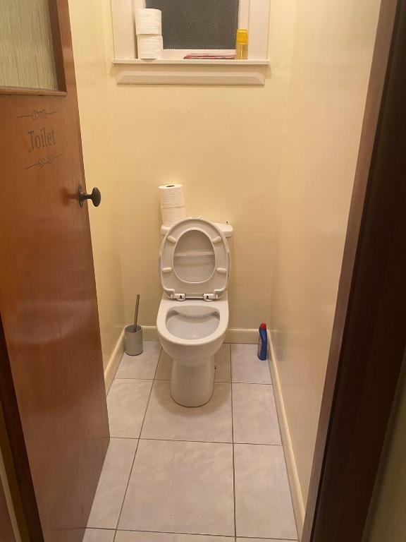 Epsom Red House - Resim 21