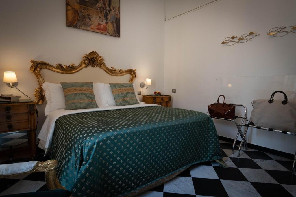 Postel nebo postele na pokoji v ubytování Morali Palace
