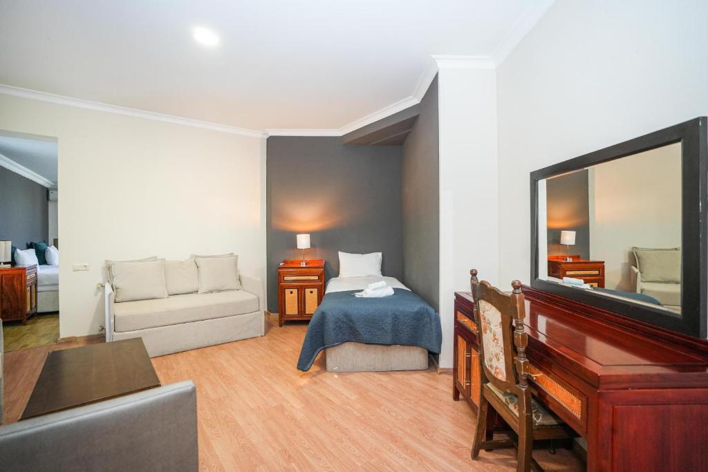 Beaumonde Hotel Tbilisi - Superior Family Room