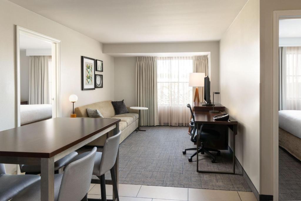 Residence Inn by Marriott Youngstown Warren/Niles photo