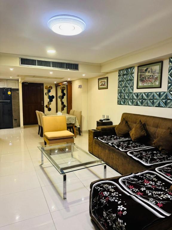 Omni Tower Nana Bangkok - Serviced Apartment on Sukhumvit Soi 4 - Resim 13