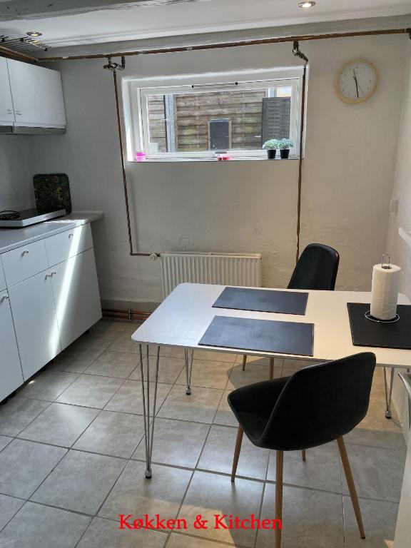 Kuchyň nebo kuchyňský kout v ubytování Bak Guesthouse