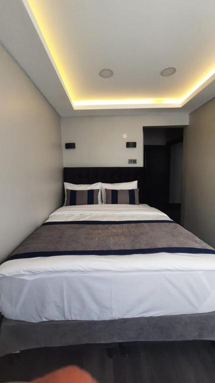 SAND DOOR HOTEL - 13