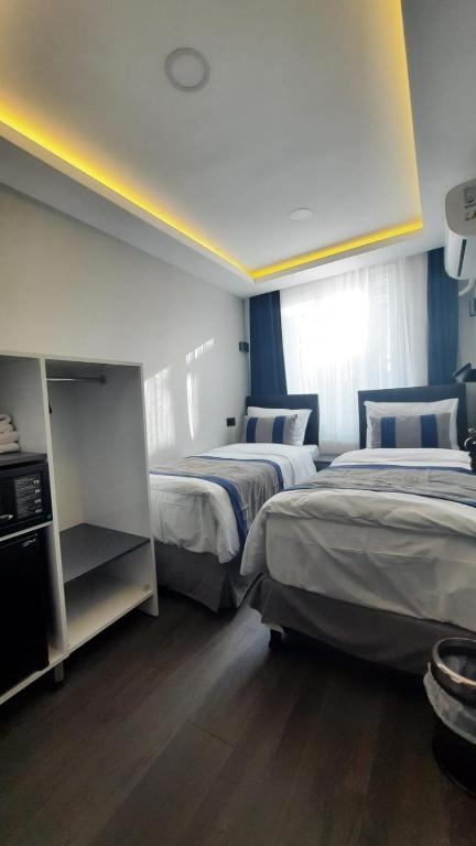 SAND DOOR HOTEL - 17