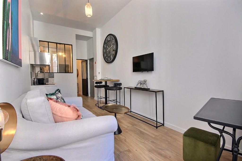 LES TOITS DU VIEUX-PORT - Resim 20