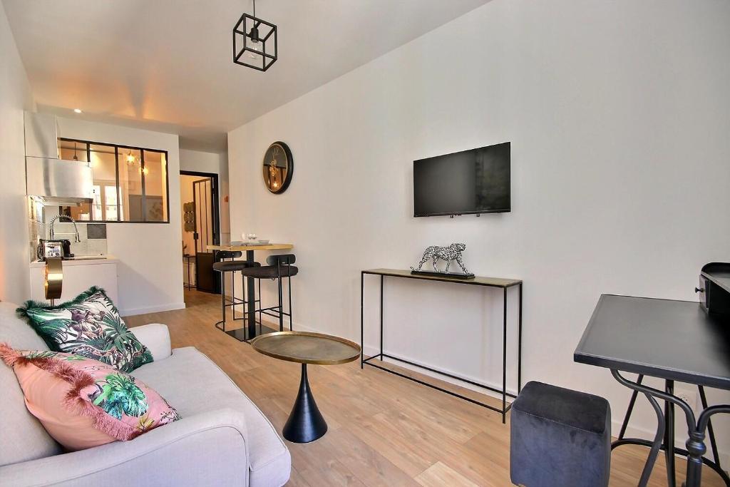 LES TOITS DU VIEUX-PORT - Resim 27