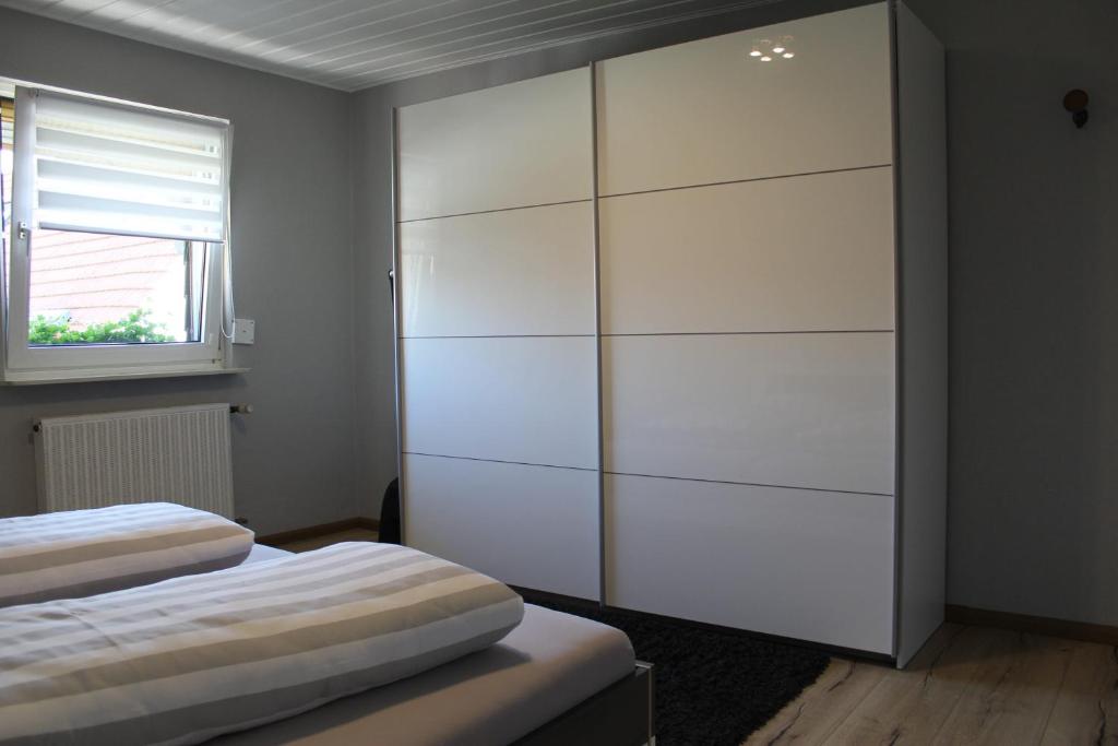Postel nebo postele na pokoji v ubytování Ferienwohnung Traudel