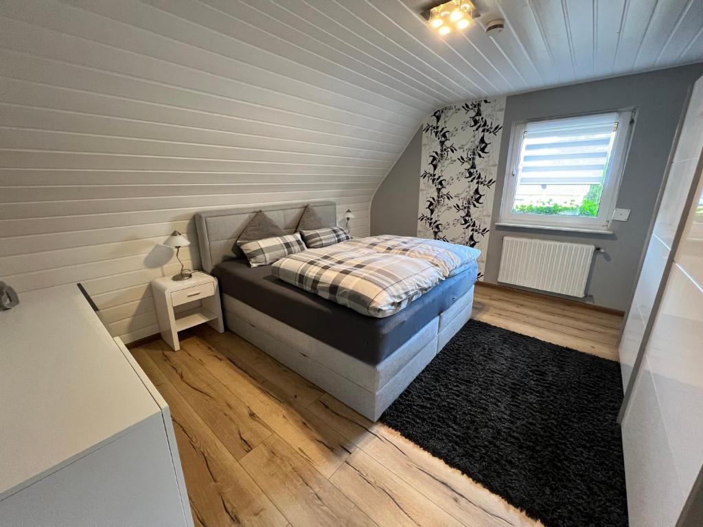 Postel nebo postele na pokoji v ubytování Ferienwohnung Traudel
