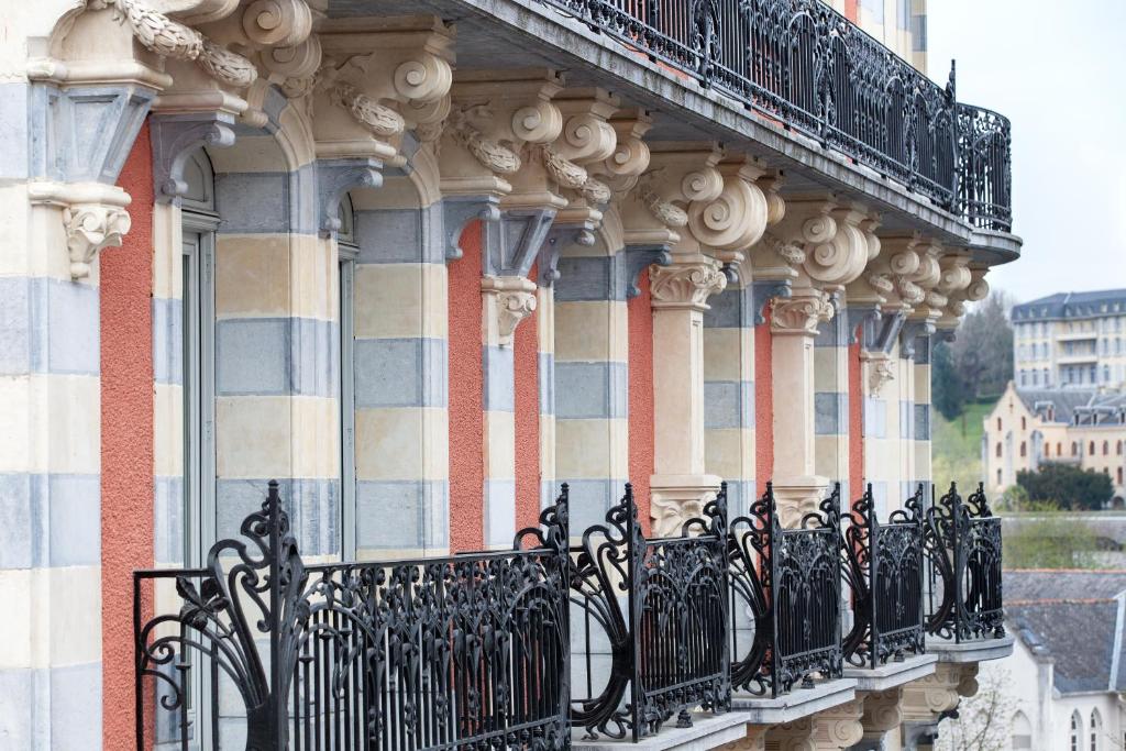 Balcon ou terrasse dans l'établissement Grand Hôtel Moderne