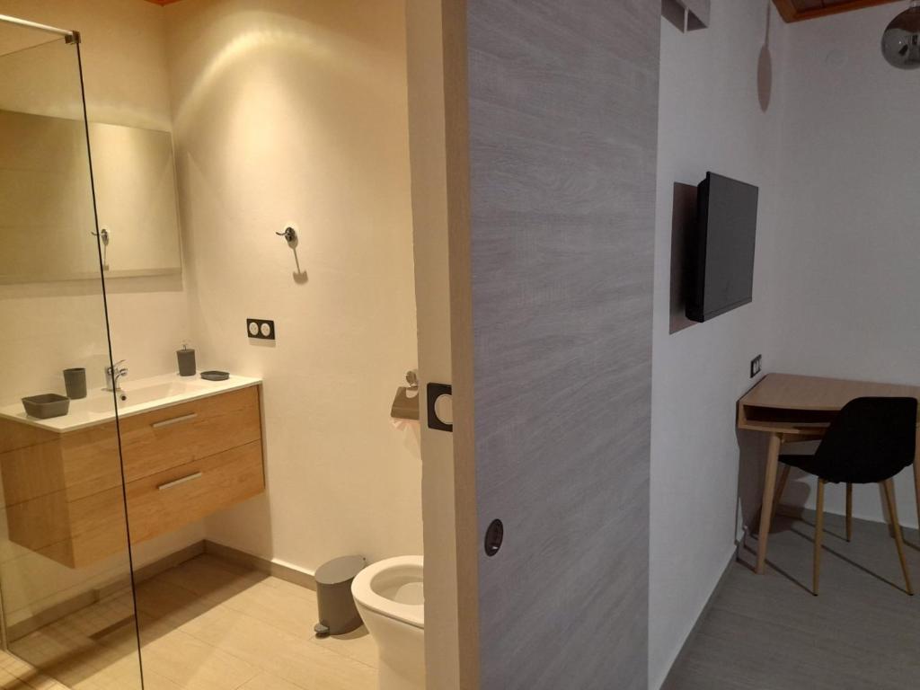 Koupelna v ubytování LES SOMMETS DE SALAZIE CHAMBRES D'HÔTES