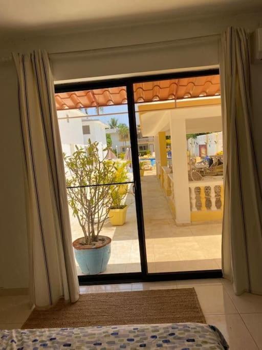 Fotografie z fotogalerie ubytování Joli appartement avec vue sur la piscine v destinaci Boca Chica