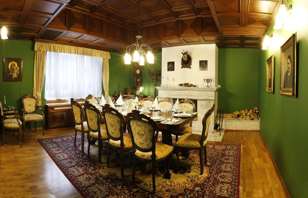 Posezení v ubytování AGH Hotel