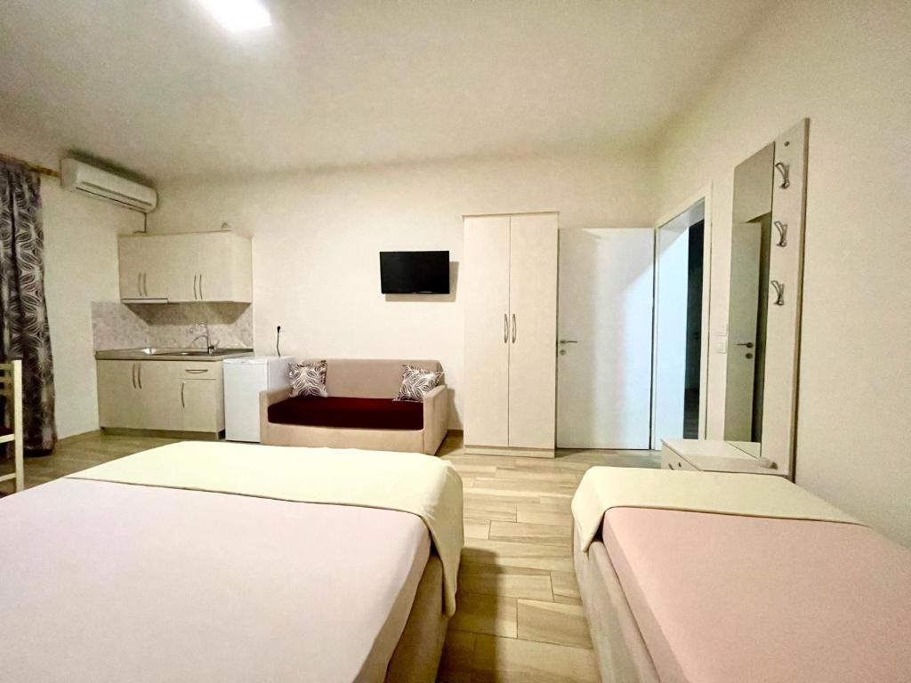Hotel Vila Dedej - Image 2