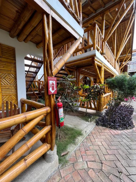 Budova, kde se hotel nachází
