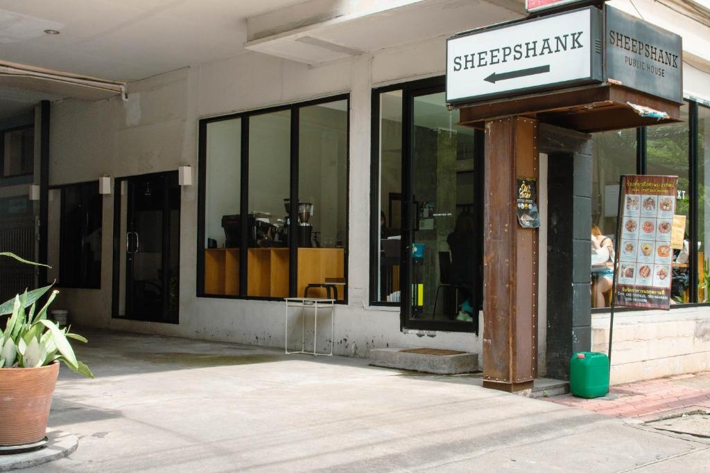 Alley & Pier - Resim 24